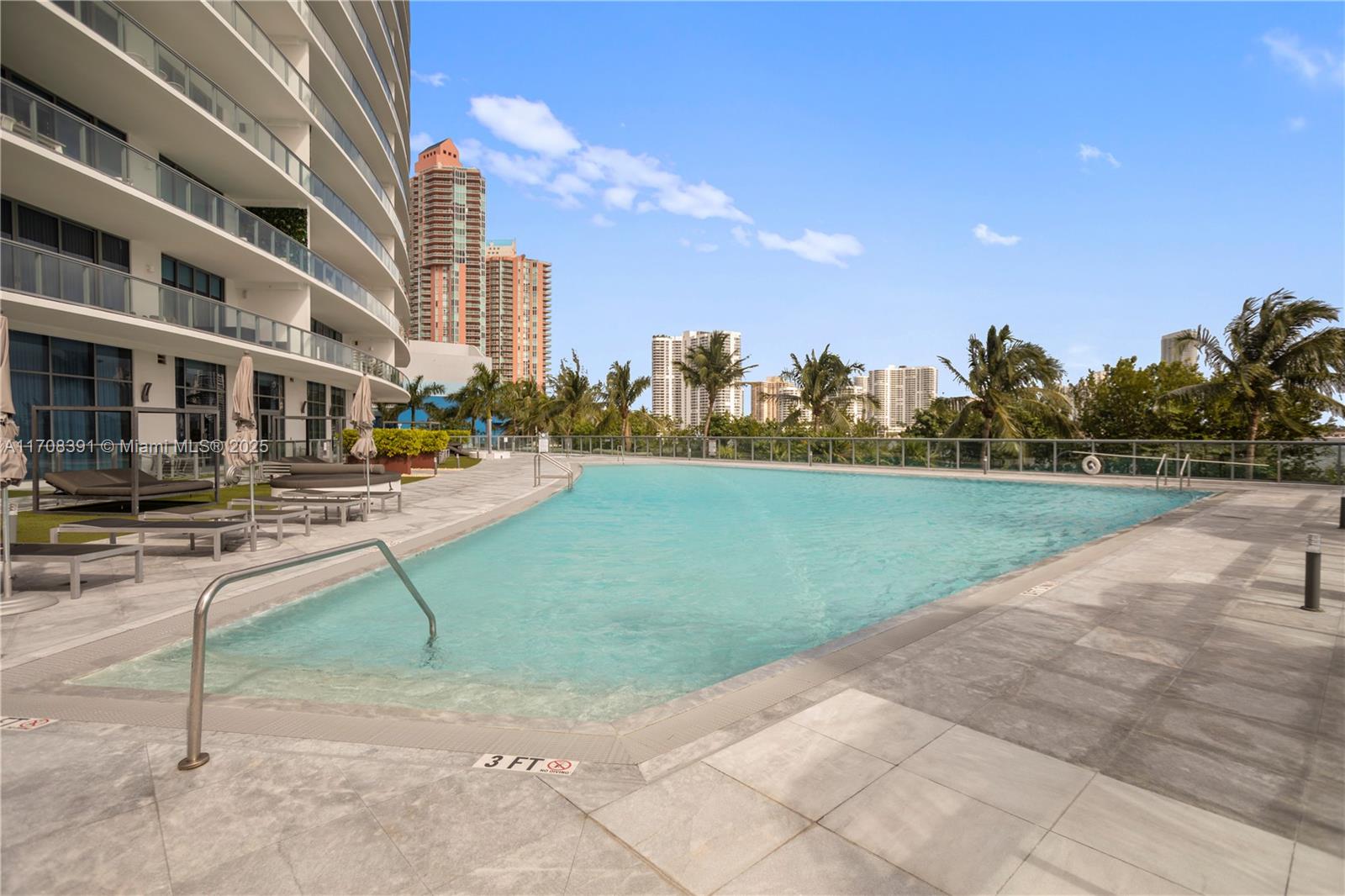 ECHO CONDO - Residential Lease