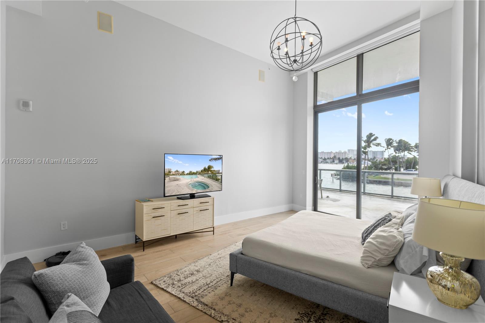 ECHO CONDO - Residential Lease