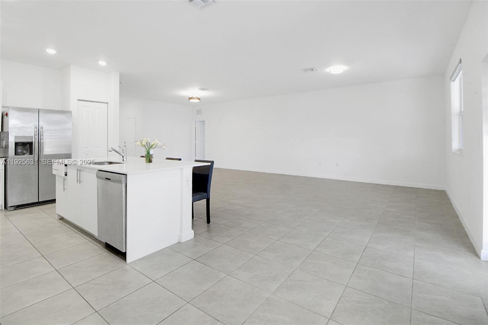 KEYS-GATE NO 1 - Residential