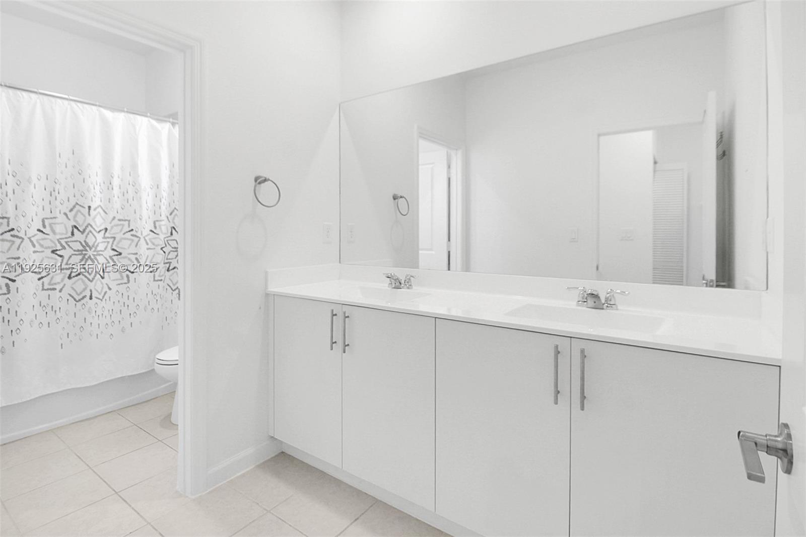 KEYS-GATE NO 1 - Residential