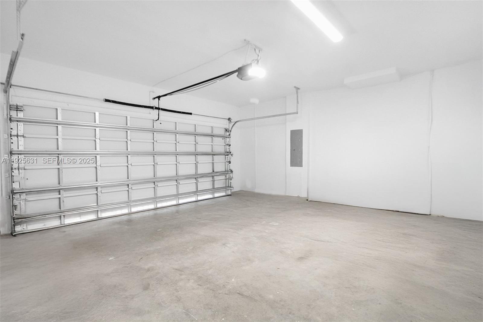 KEYS-GATE NO 1 - Residential