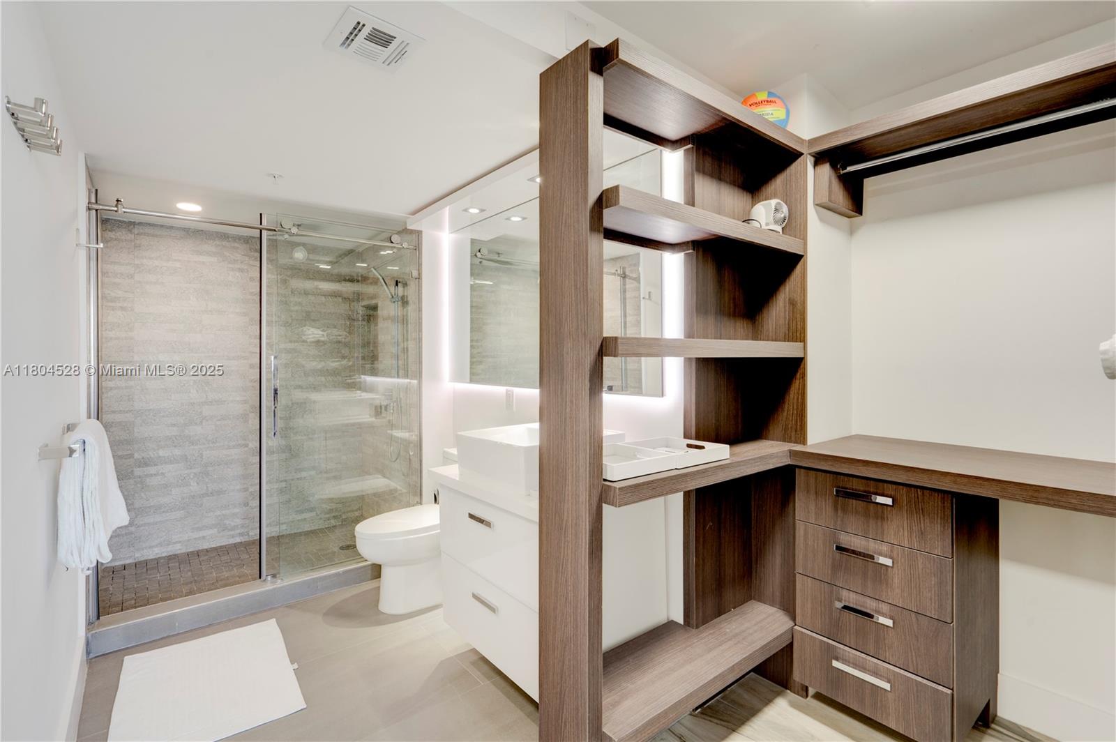 YACHT CLUB AT PORTOFINO C - Residential Lease