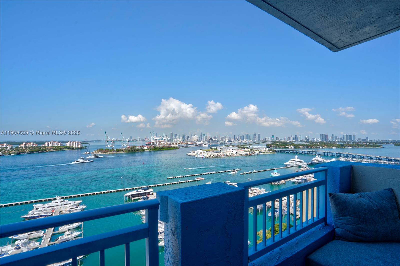 YACHT CLUB AT PORTOFINO C - Residential Lease