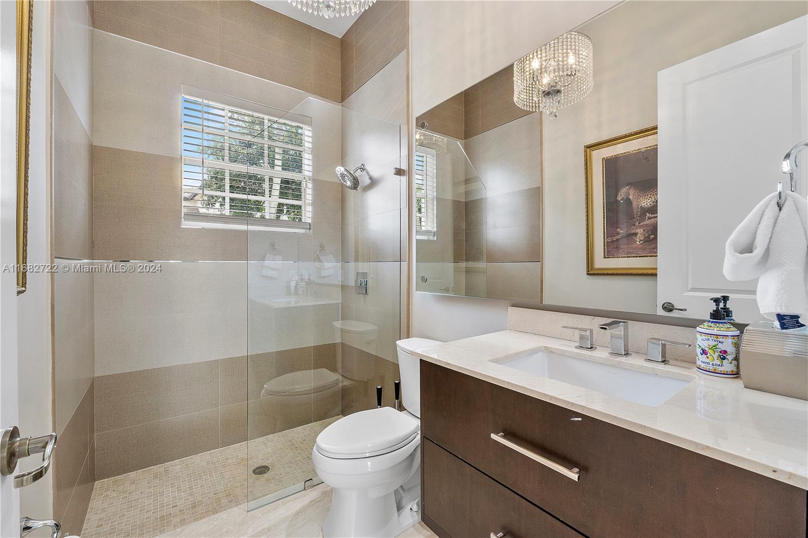 CHARLESTON OAKS - Residential