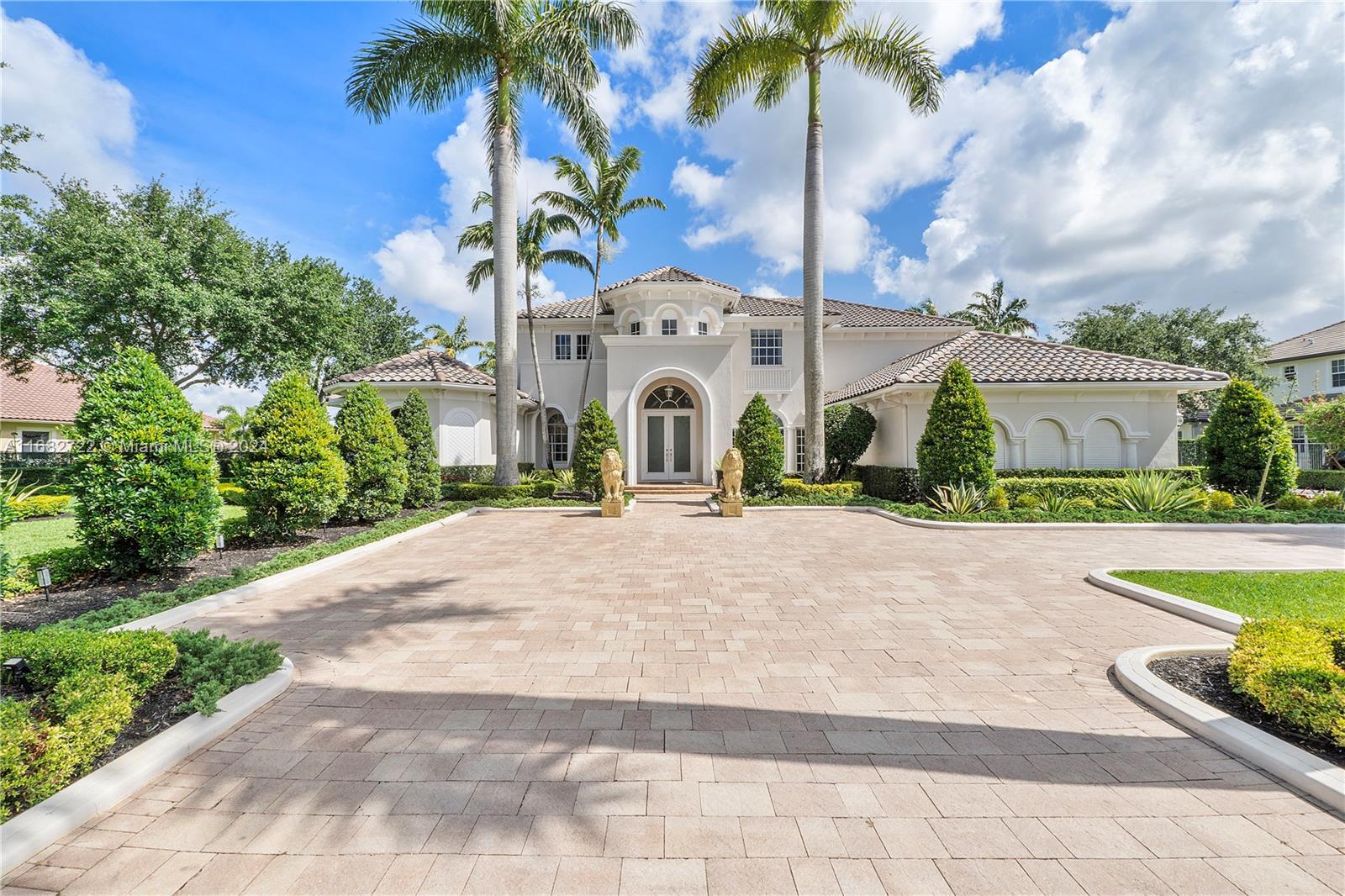 CHARLESTON OAKS - Residential