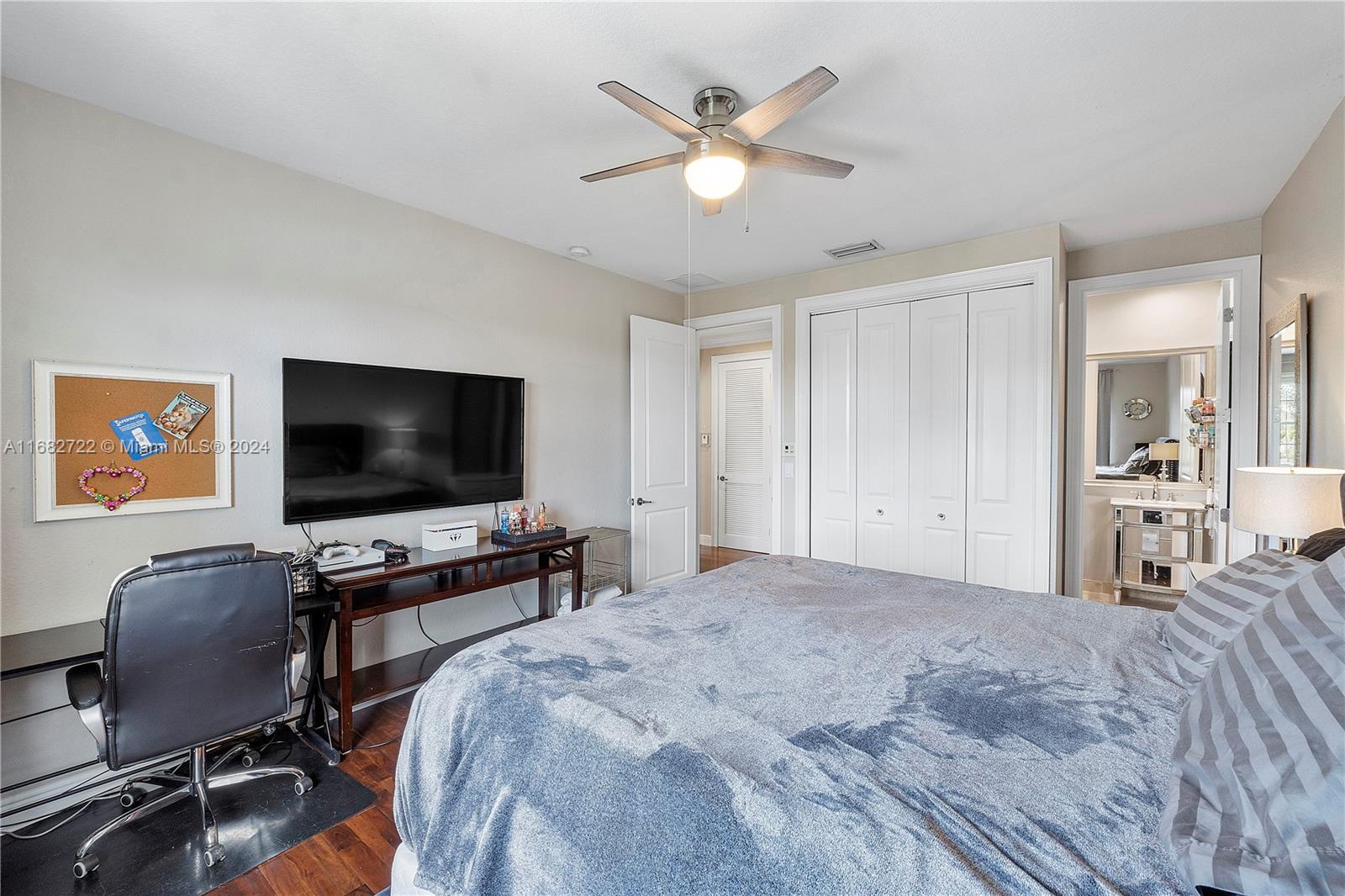 CHARLESTON OAKS - Residential