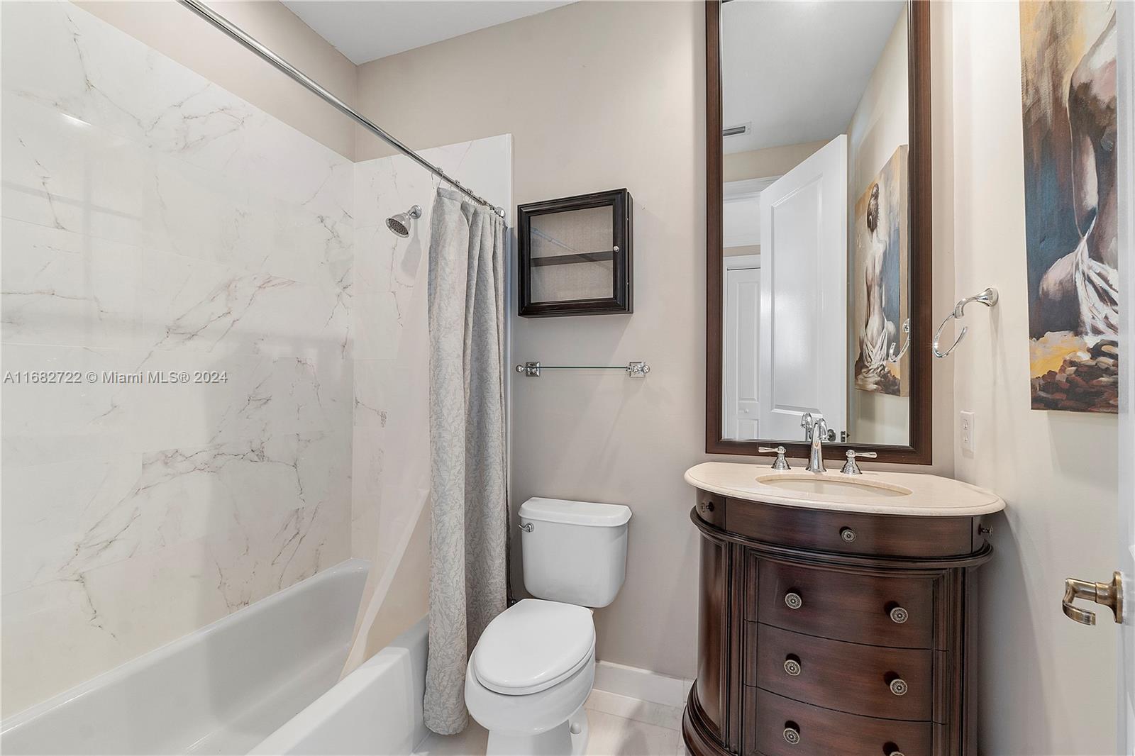 CHARLESTON OAKS - Residential