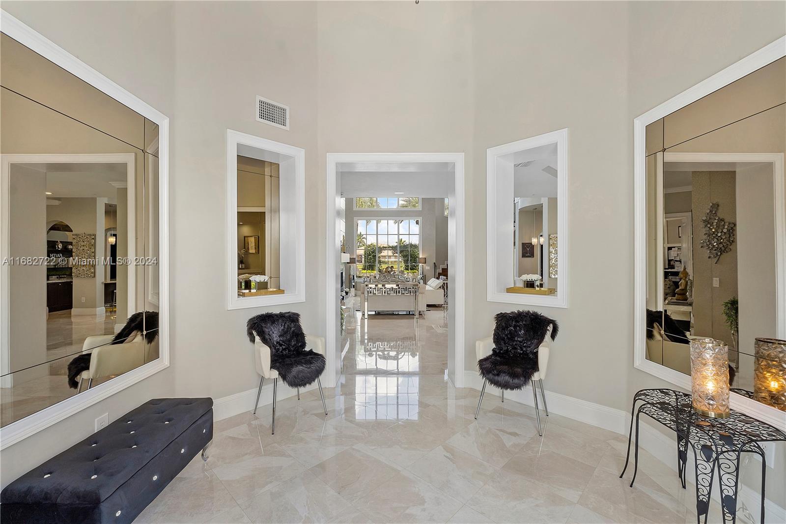 CHARLESTON OAKS - Residential