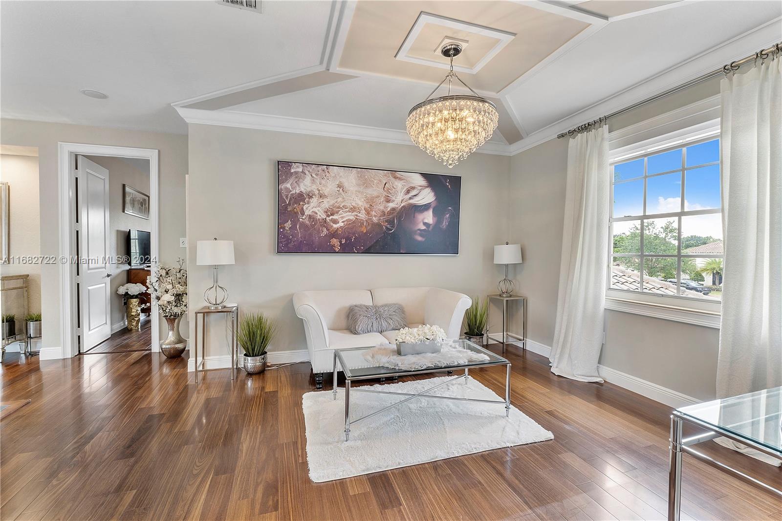 CHARLESTON OAKS - Residential