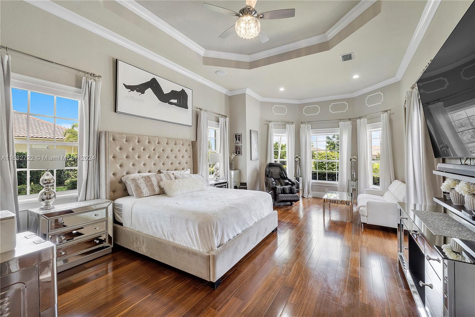 CHARLESTON OAKS - Residential