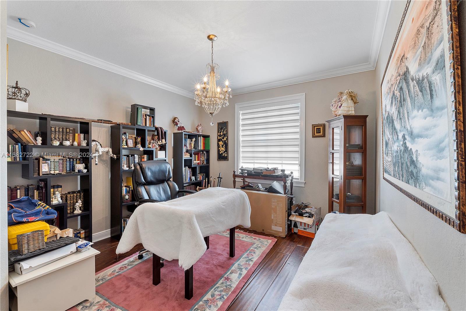 CHARLESTON OAKS - Residential