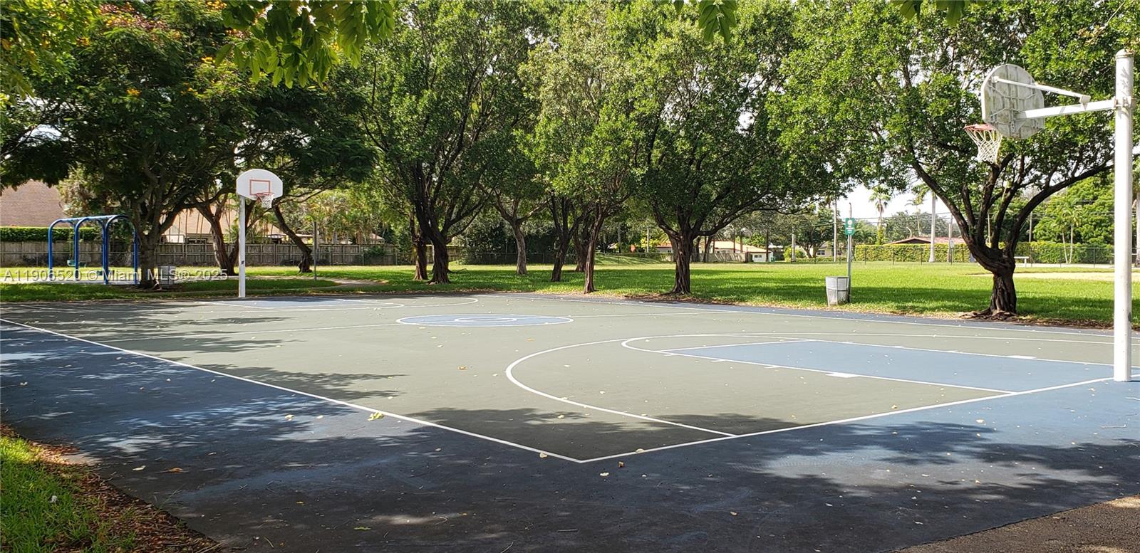 SUNSET PALMS WEST CONDO - Residential