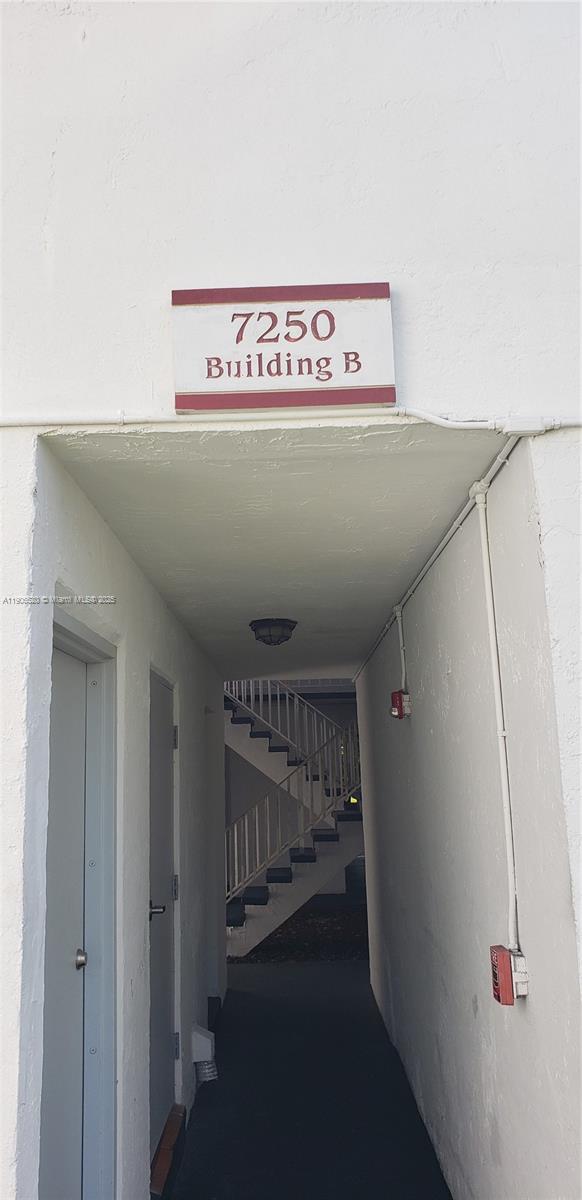 SUNSET PALMS WEST CONDO - Residential