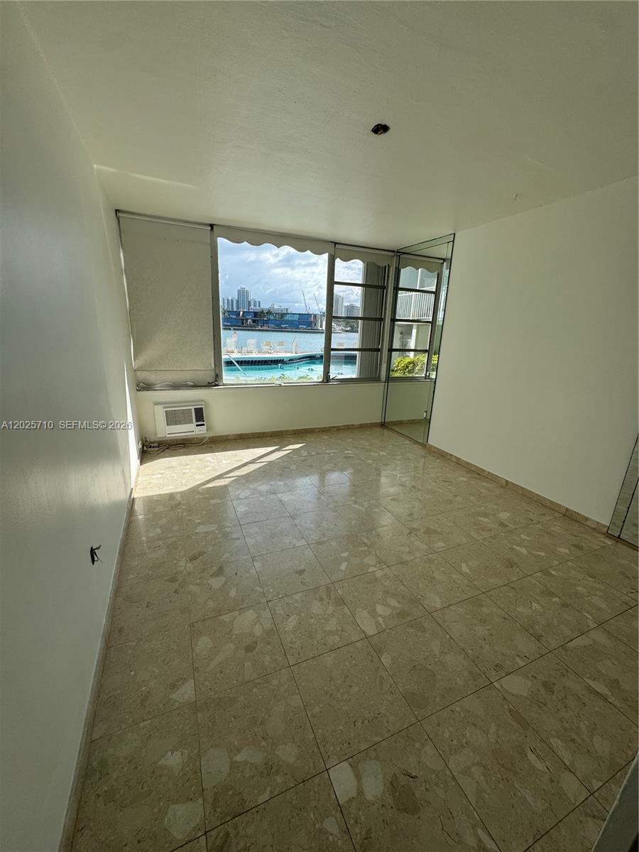 10281 E Bay Harbor Dr C1