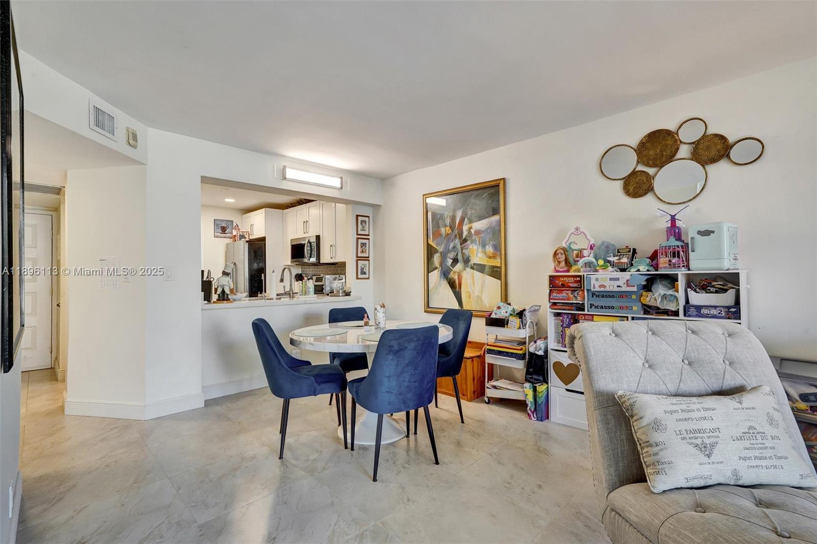 PLANTATION RACQUET CLUB - Residential