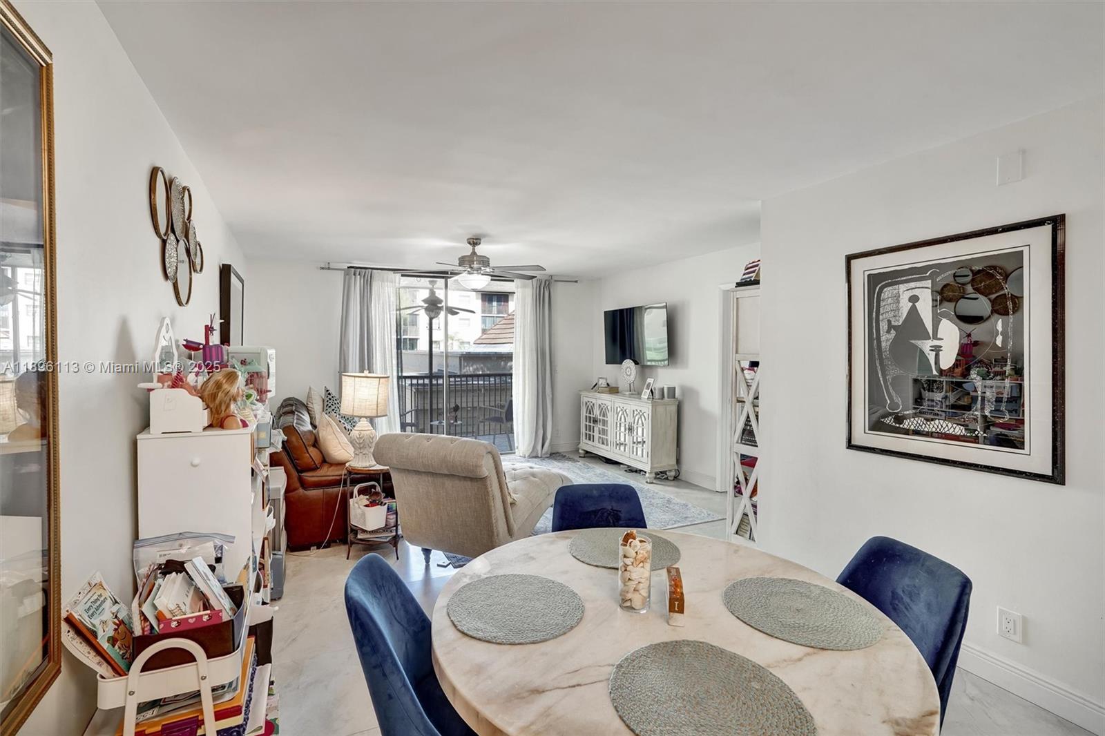 PLANTATION RACQUET CLUB - Residential