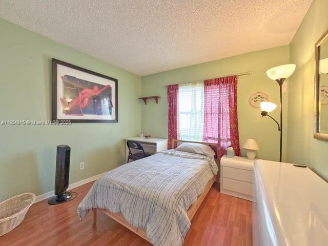 BRENTWOOD WEST TOWNHOUSES - Residential Lease