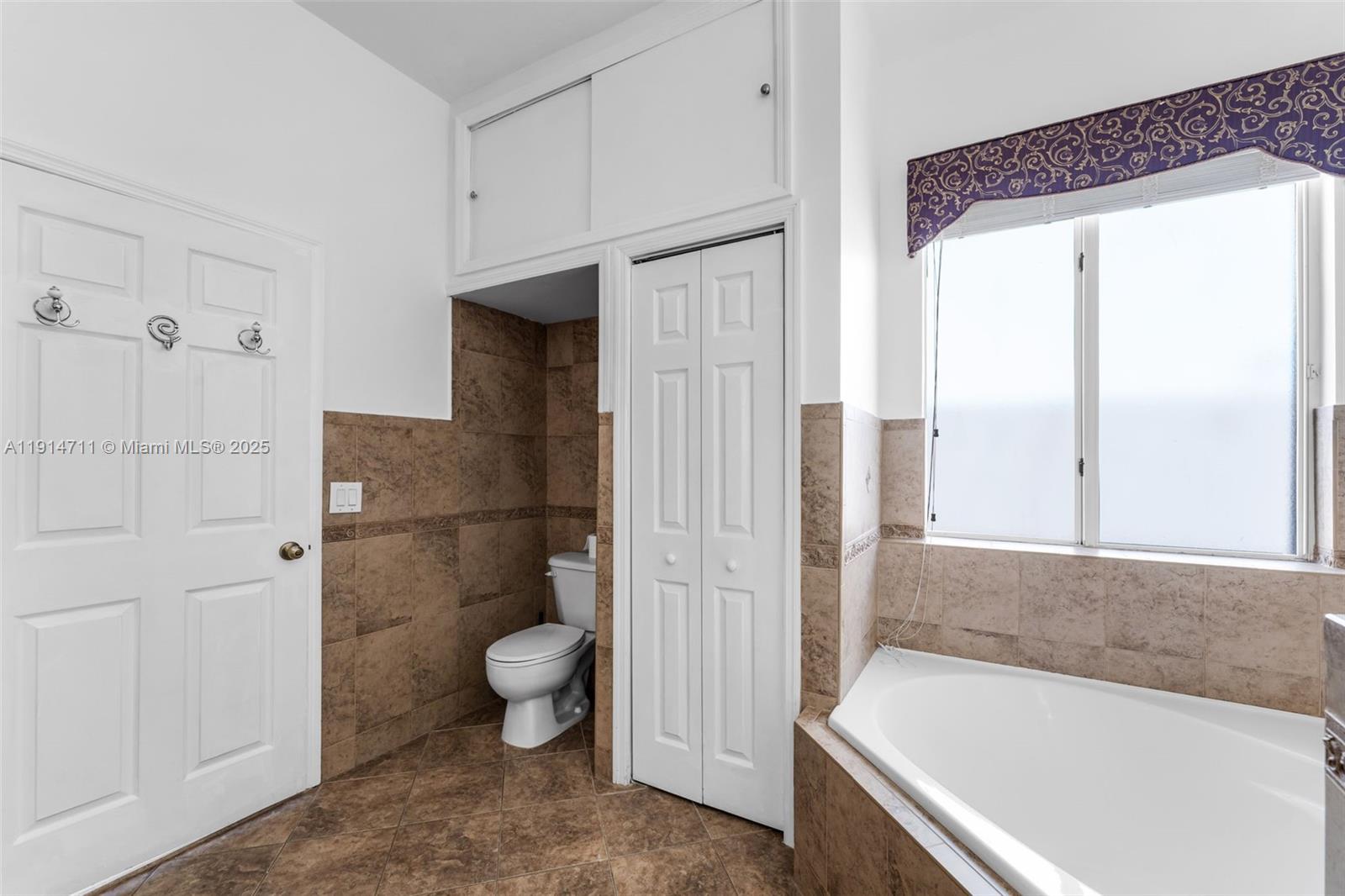 MILON VENTURE - Residential