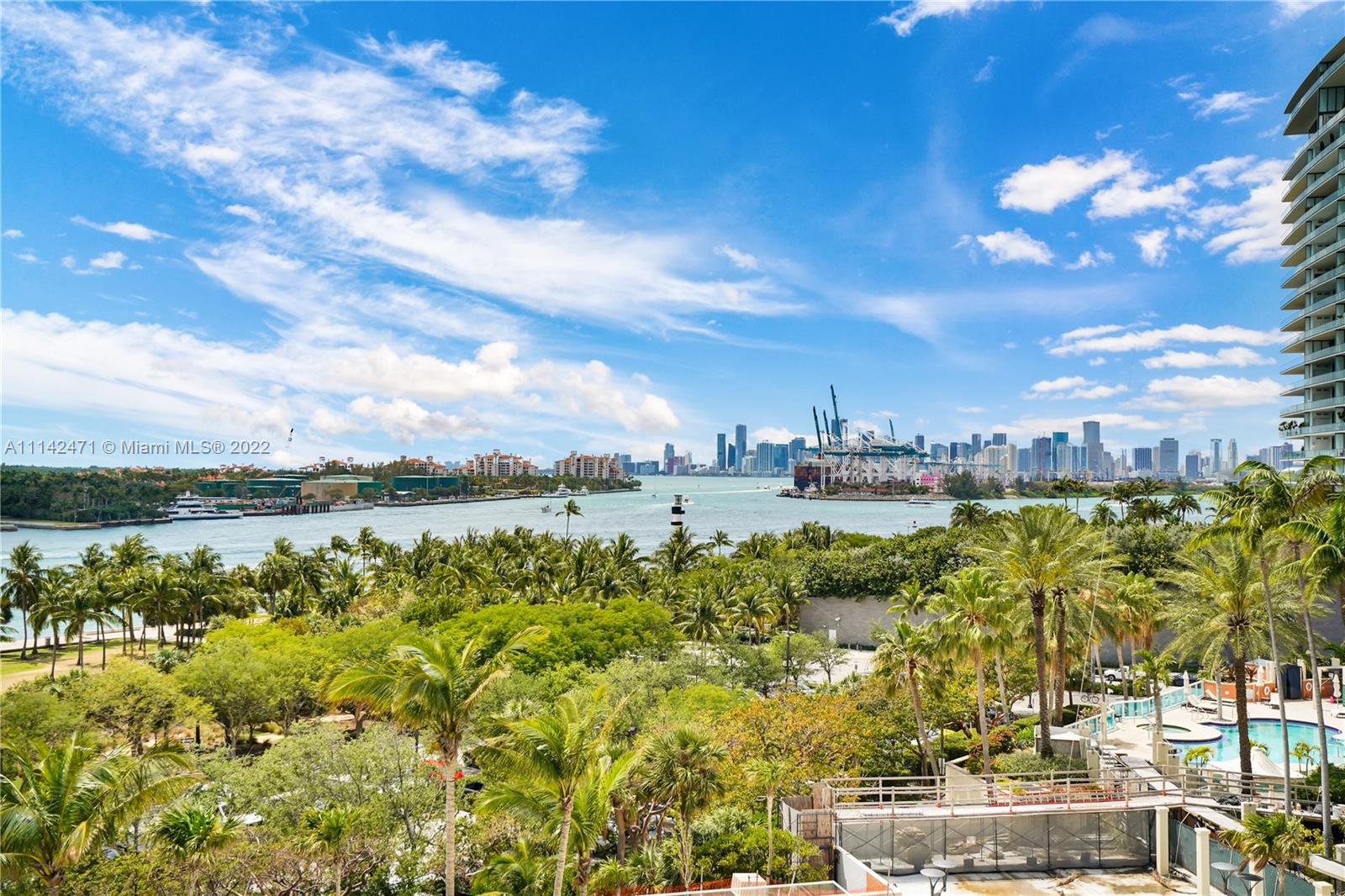 SOUTH POINTE TOWERS CONDO - Residential Lease