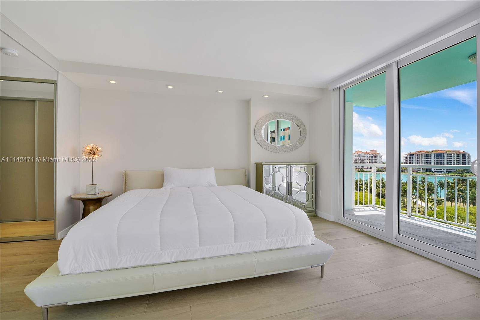 SOUTH POINTE TOWERS CONDO - Residential Lease