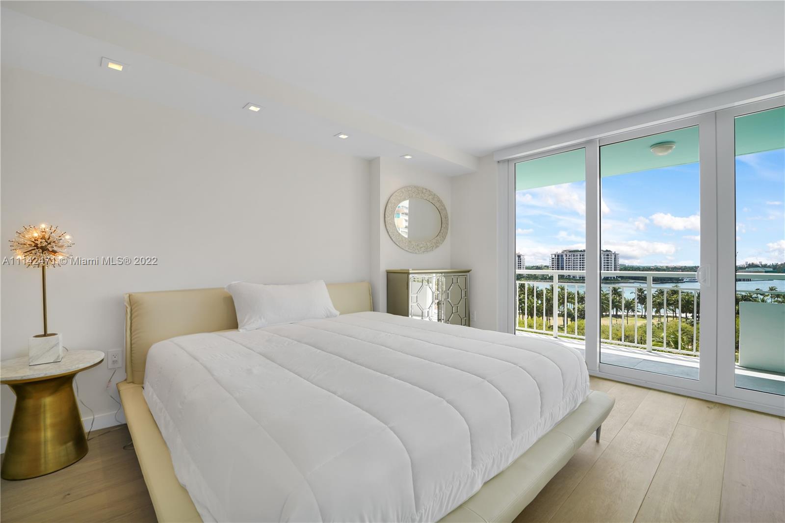SOUTH POINTE TOWERS CONDO - Residential Lease