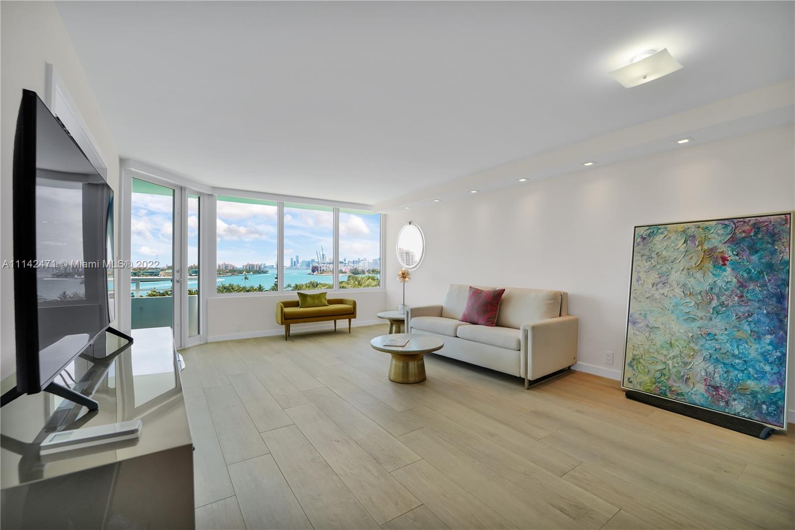 SOUTH POINTE TOWERS CONDO - Residential Lease