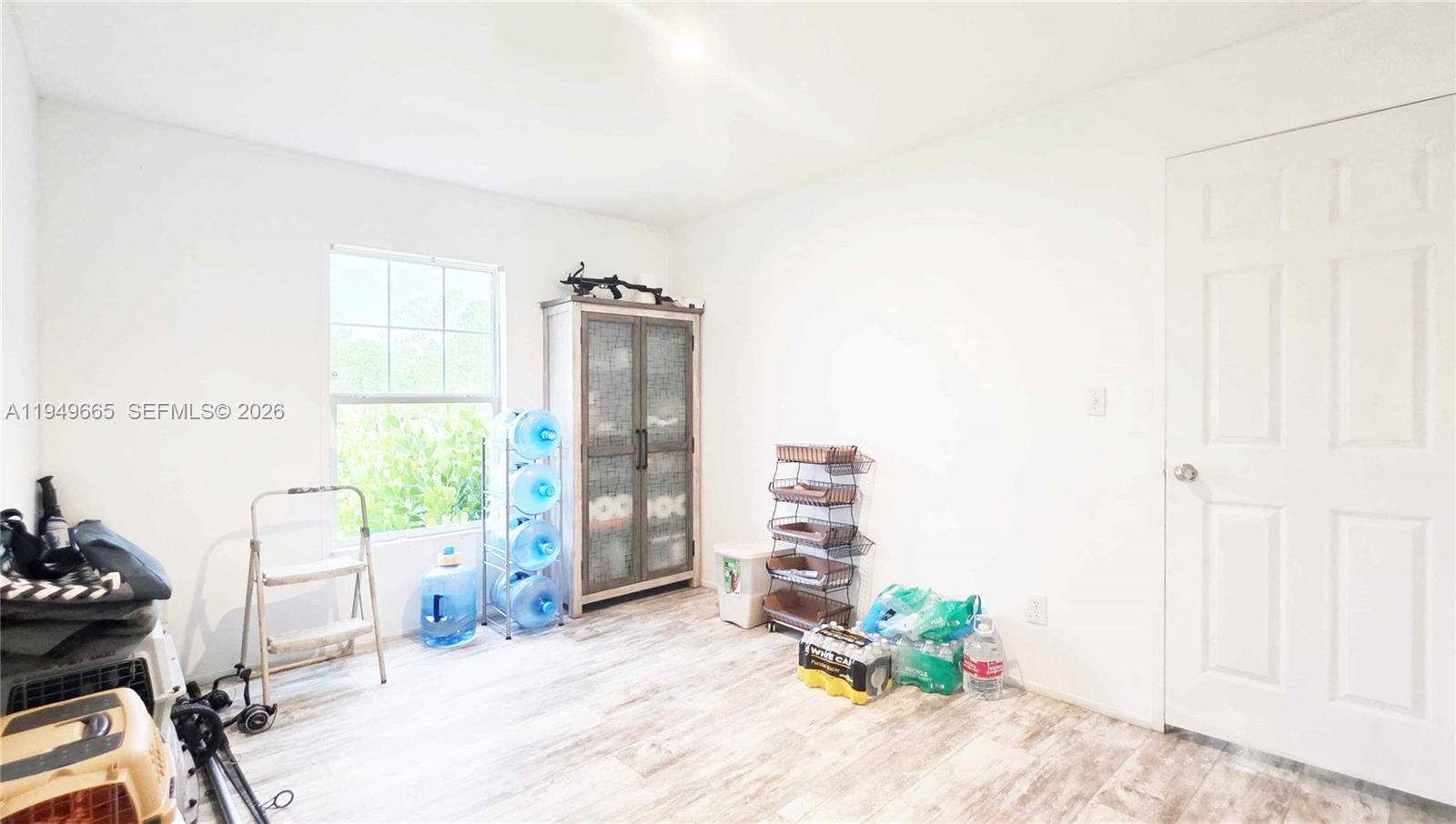 MONTURA SOUTH HALF (100804 - Residential