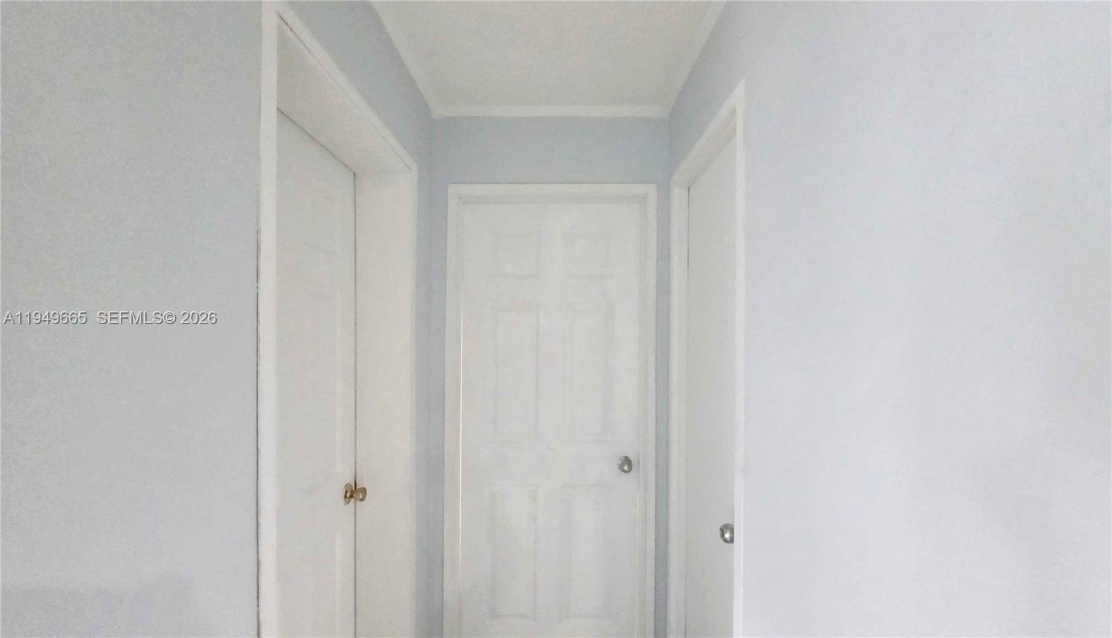 MONTURA SOUTH HALF (100804 - Residential