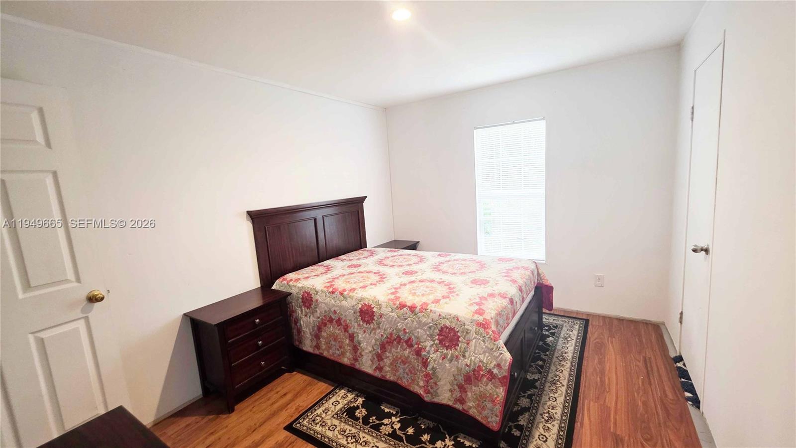 MONTURA SOUTH HALF (100804 - Residential