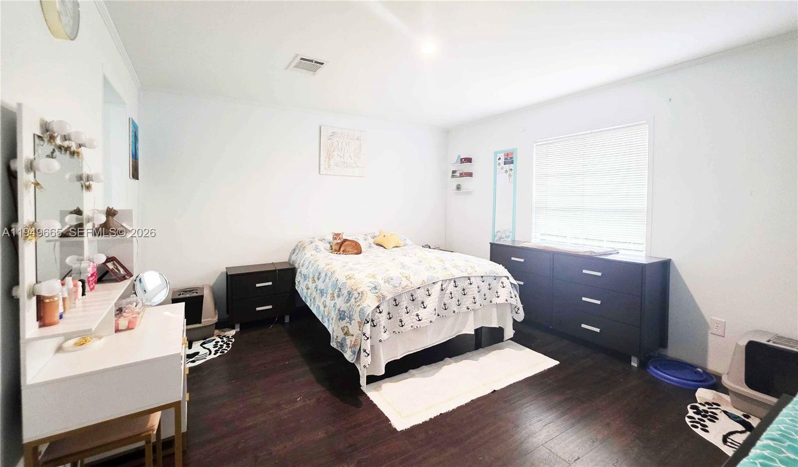 MONTURA SOUTH HALF (100804 - Residential