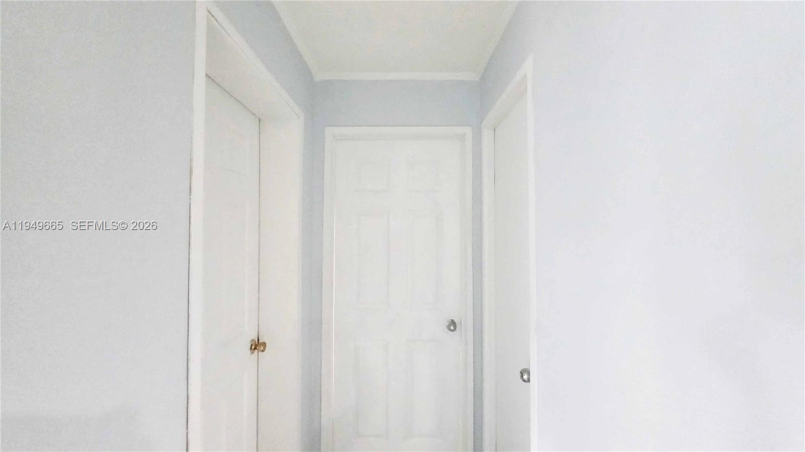 MONTURA SOUTH HALF (100804 - Residential