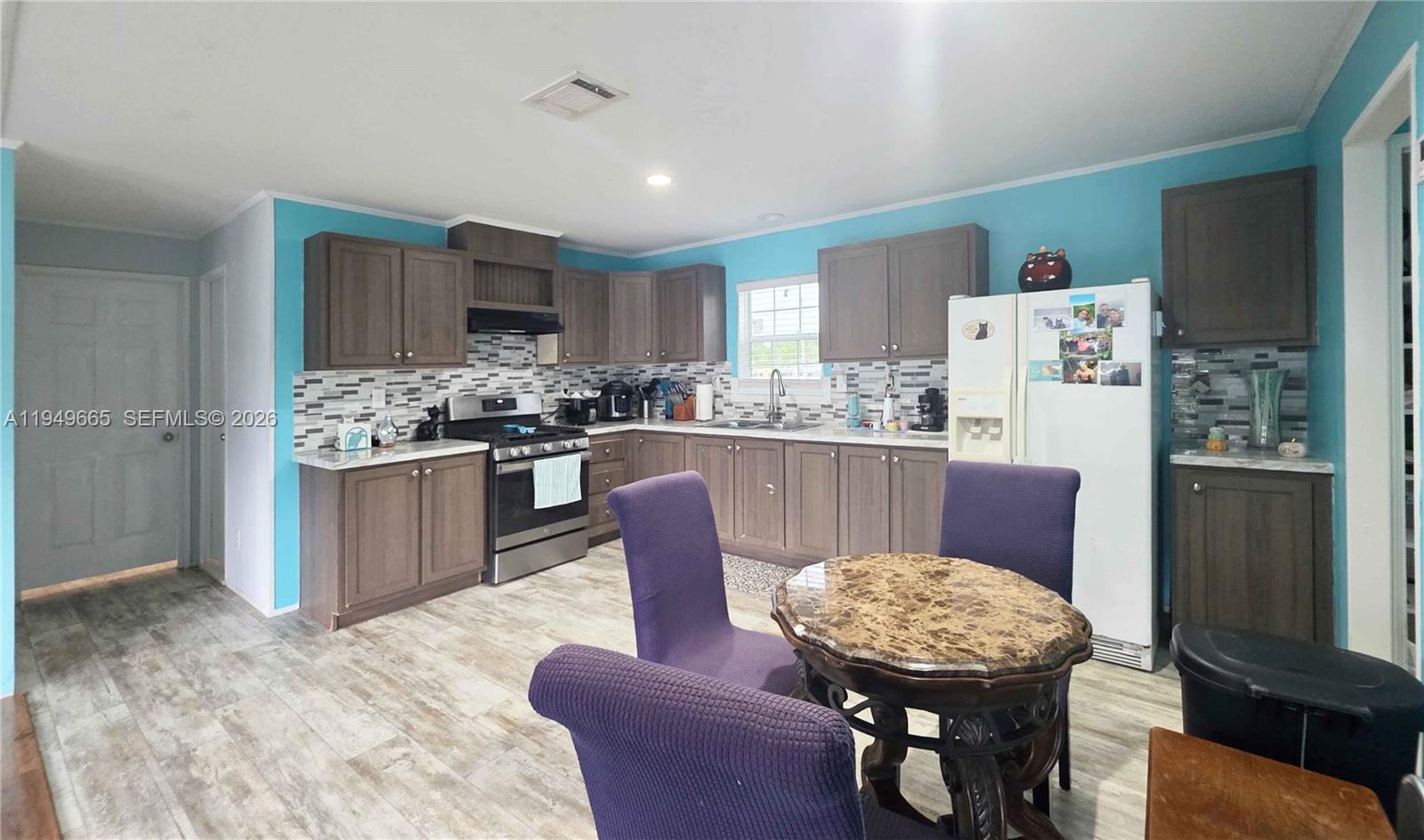 MONTURA SOUTH HALF (100804 - Residential