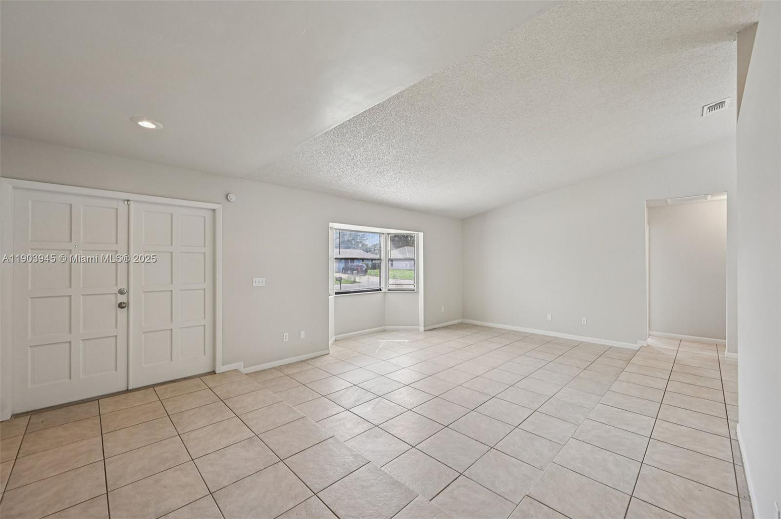 PORT ST LUCIE SECTION 13 - Residential