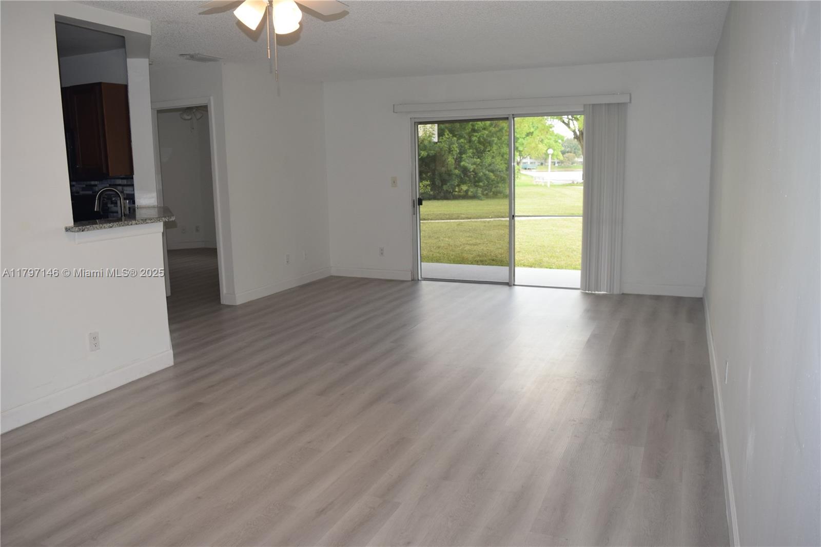 3453 NW 44th St 101