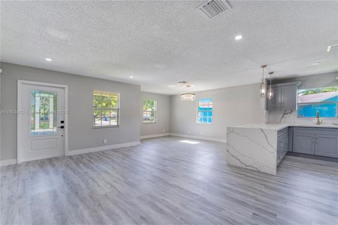 Photo of 1508 NW 7th Ter, Pompano Beach, FL 33060 (MLS # A11853870)
