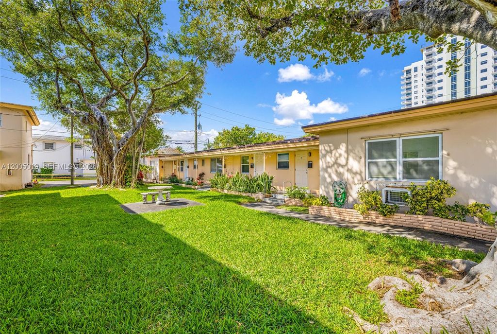 Photo of 1708 Van Buren St #3, Hollywood, FL 33020 (MLS # A12005019)