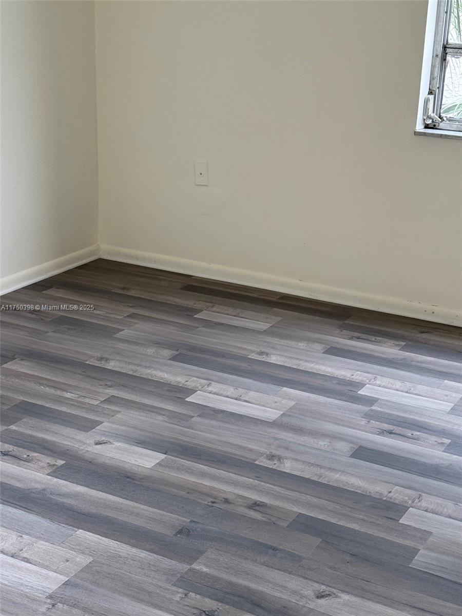 SPARROWS WALK CONDO - Residential