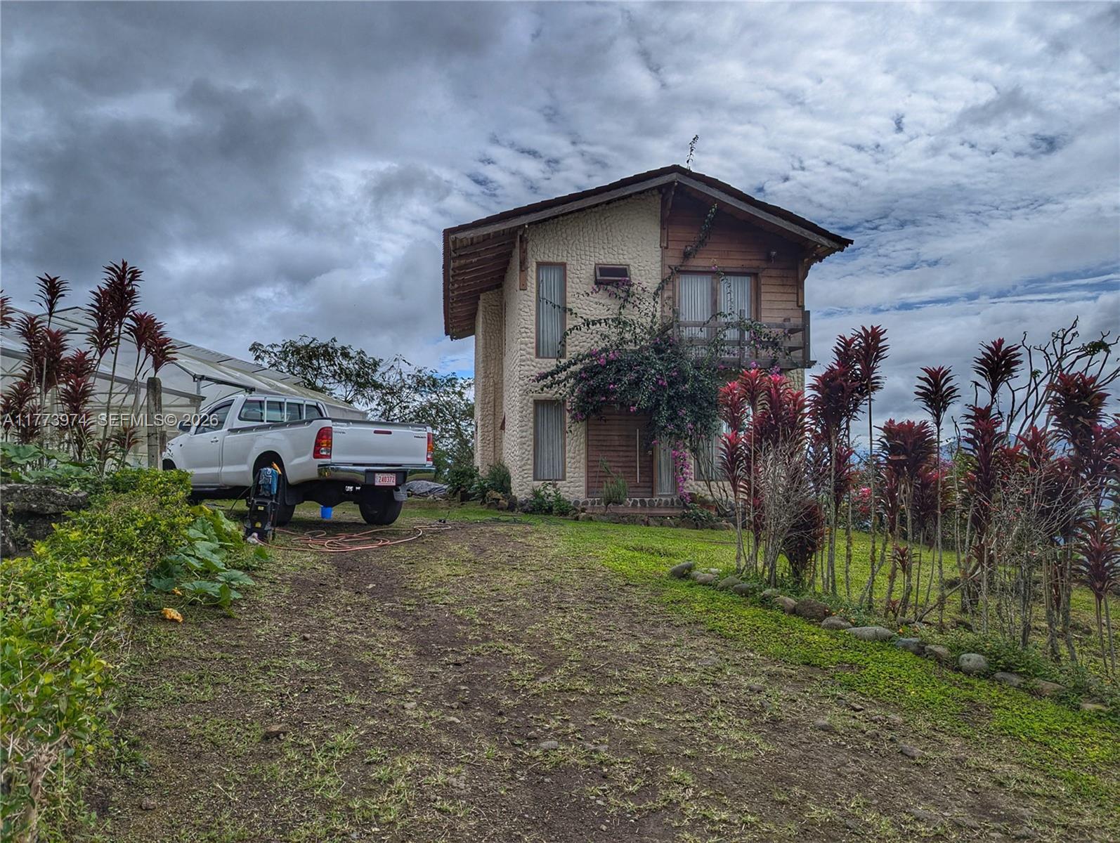 6 Cervantes Cartago Costa Rica