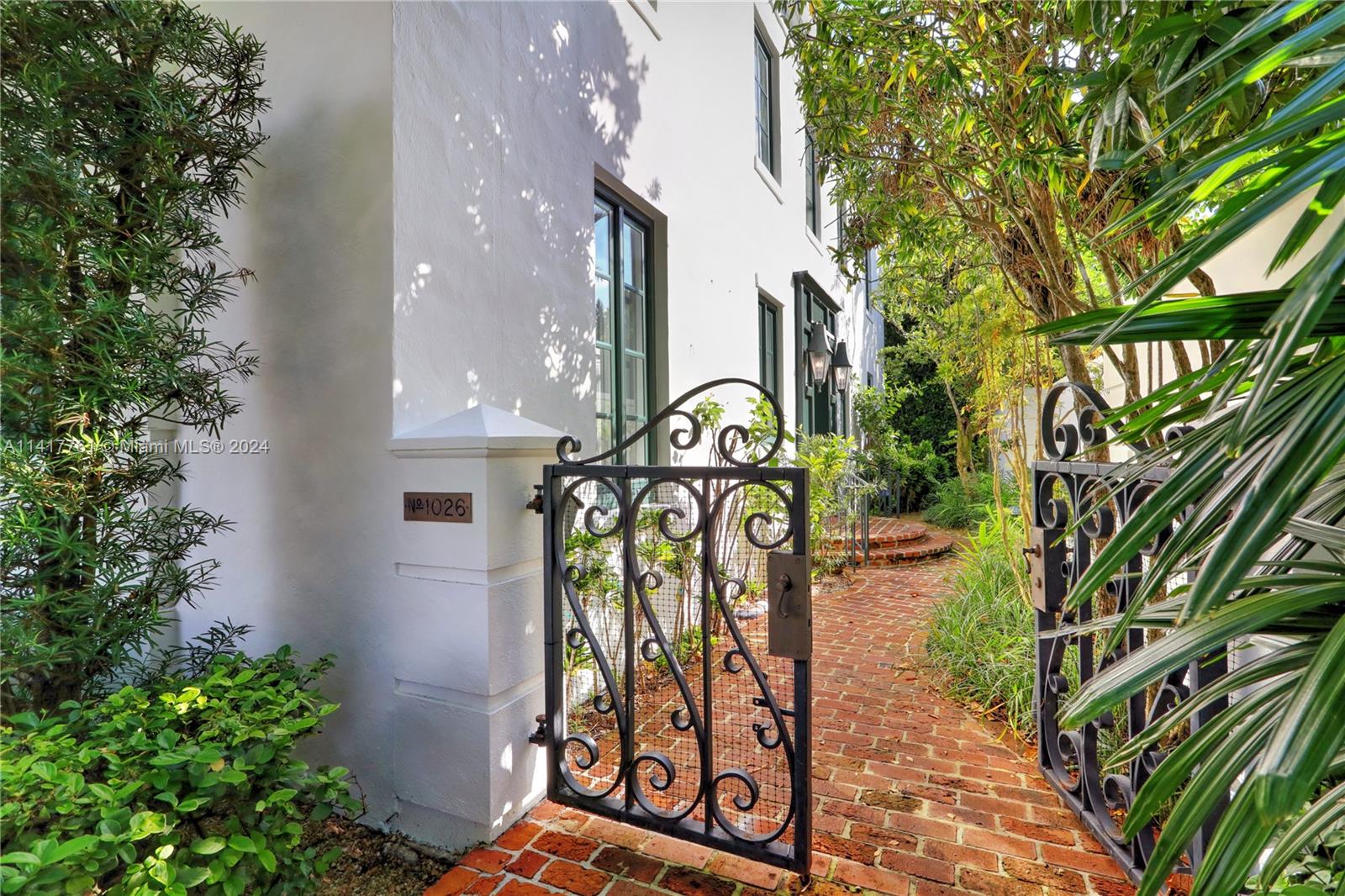 C GABLES RIVIERA SEC 12 - Residential