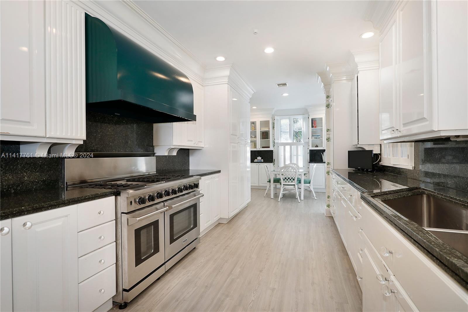 C GABLES RIVIERA SEC 12 - Residential