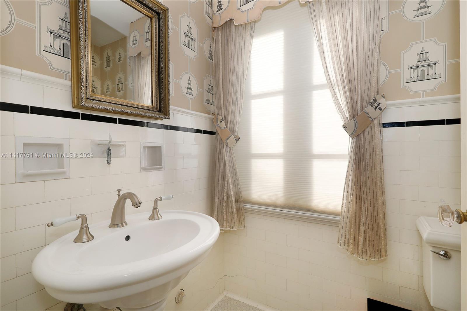 C GABLES RIVIERA SEC 12 - Residential