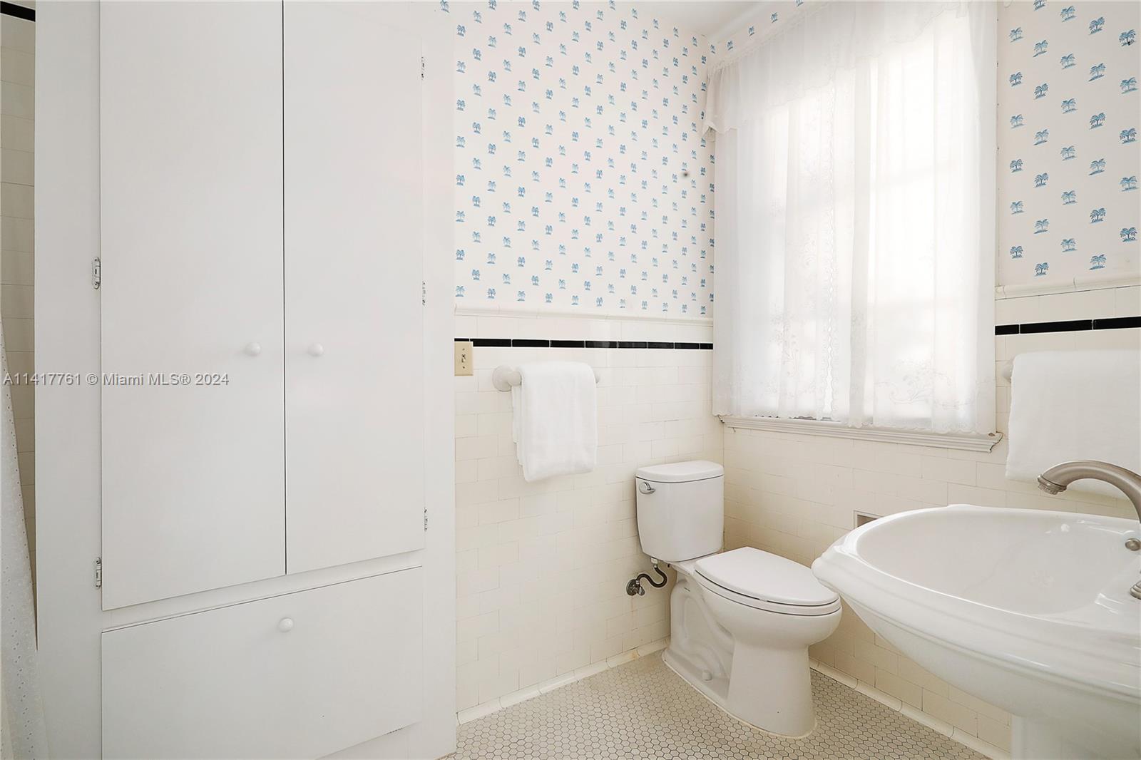 C GABLES RIVIERA SEC 12 - Residential