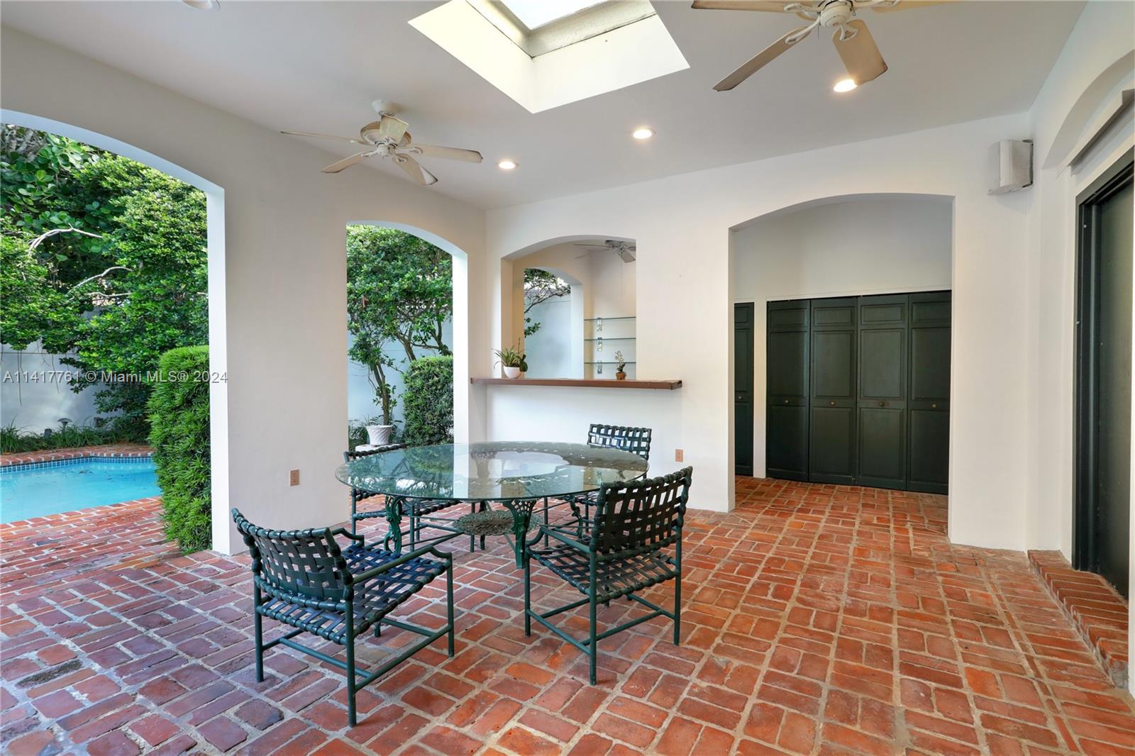 C GABLES RIVIERA SEC 12 - Residential