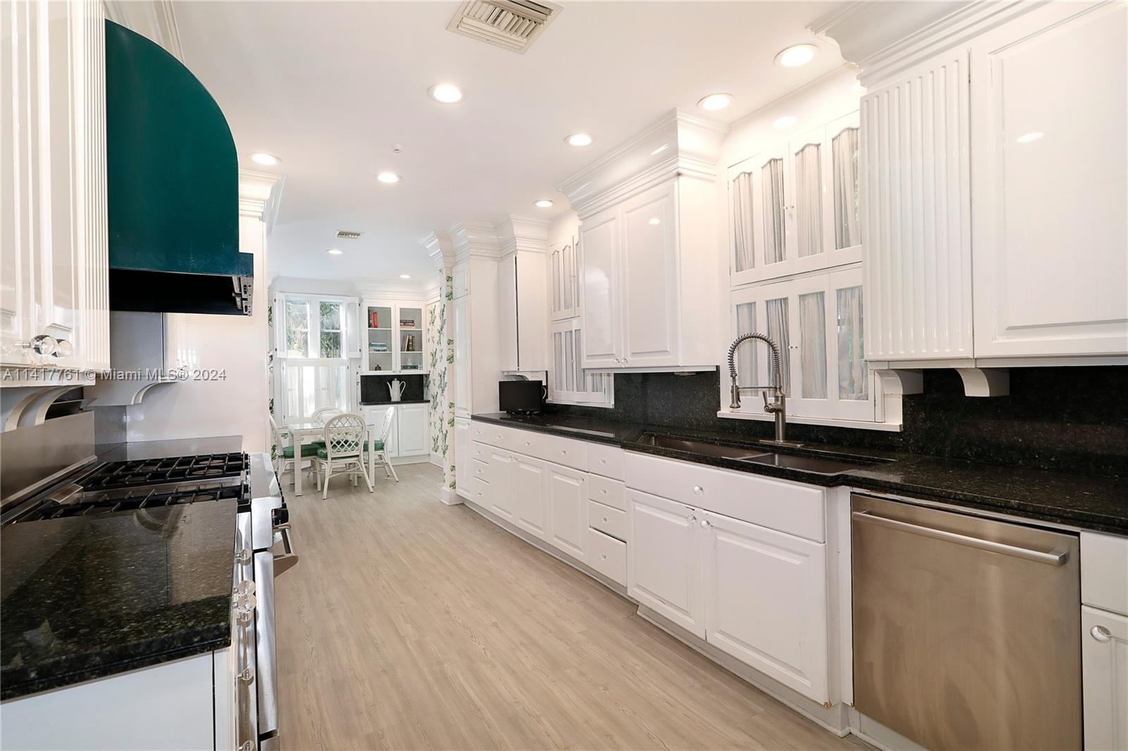 C GABLES RIVIERA SEC 12 - Residential