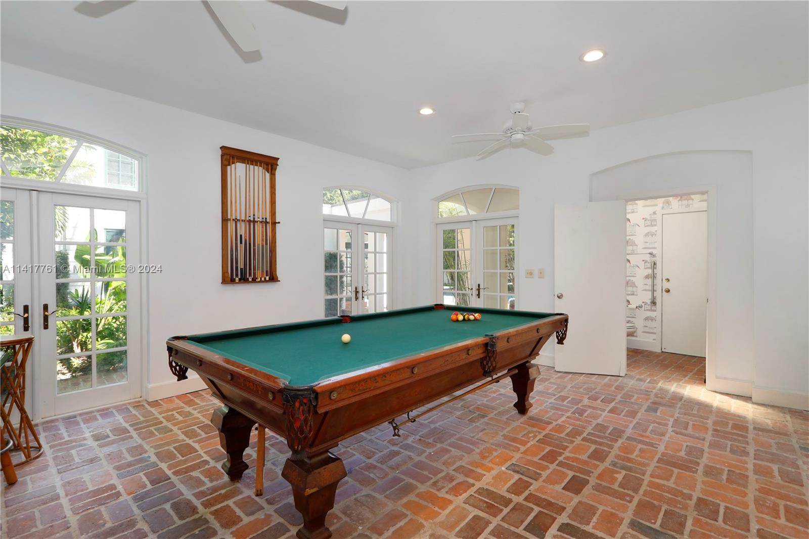 C GABLES RIVIERA SEC 12 - Residential