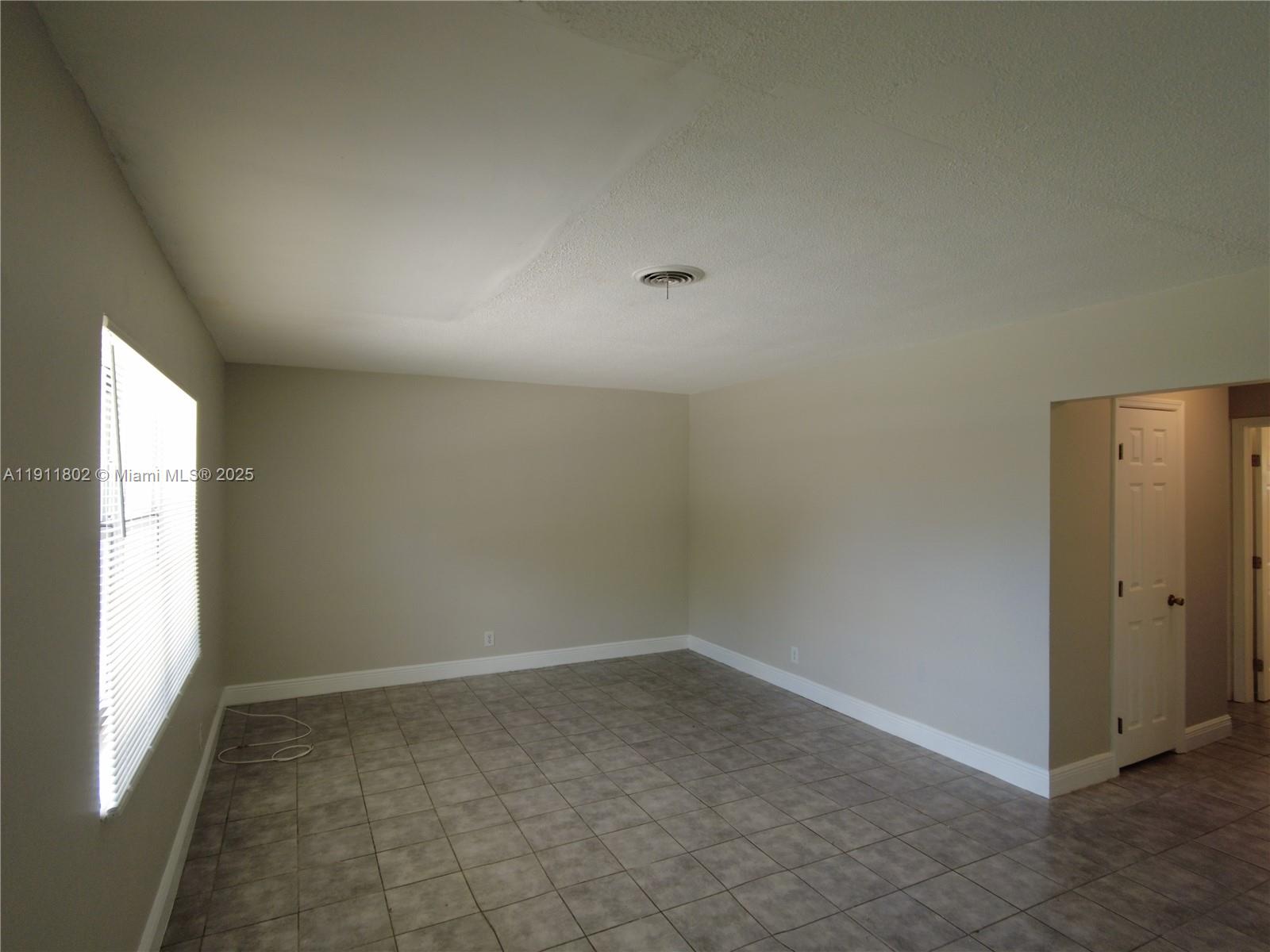 PROGRESSO - Residential Lease