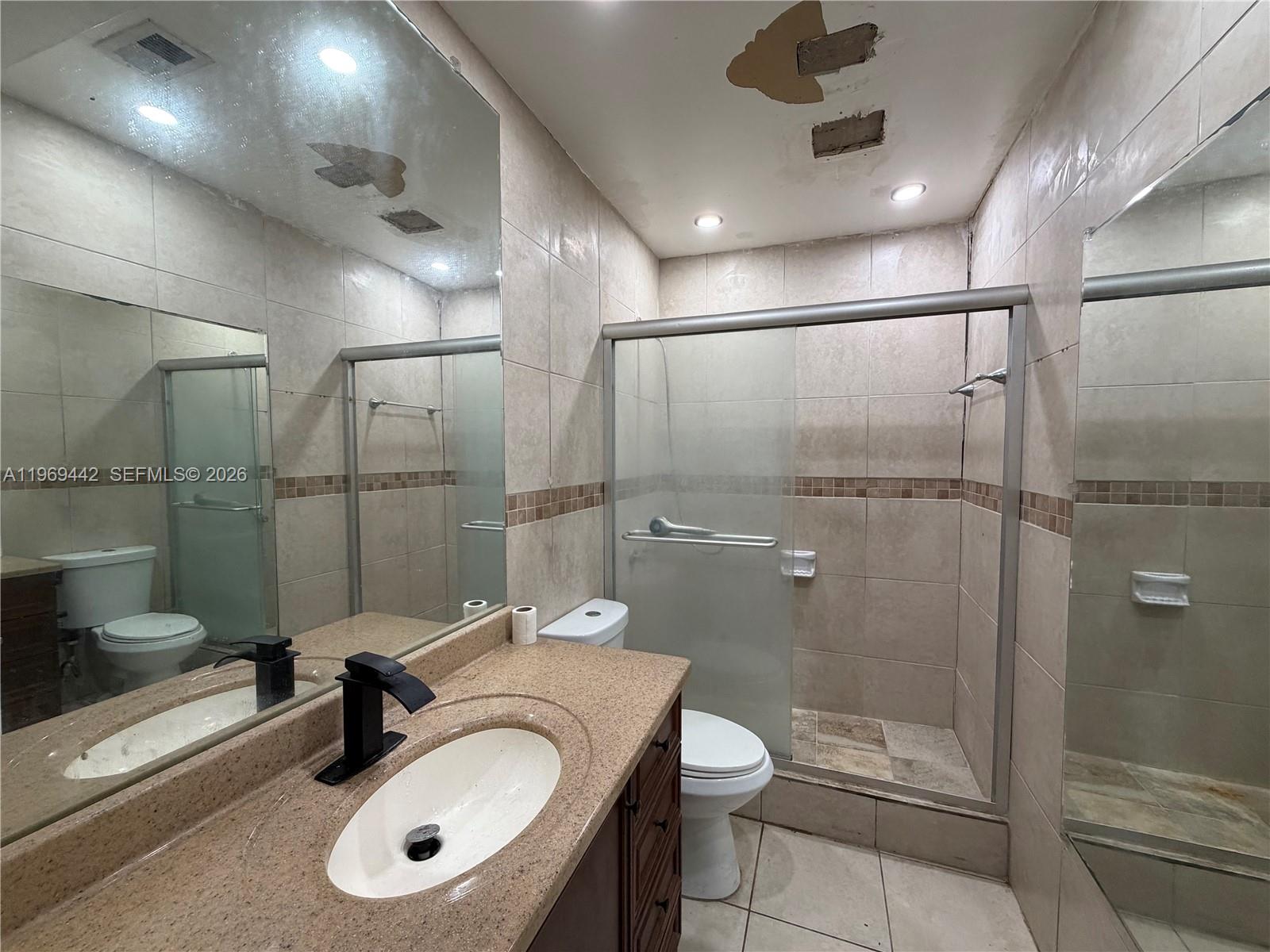 BISCAYNE HIGHLANDS - Residential