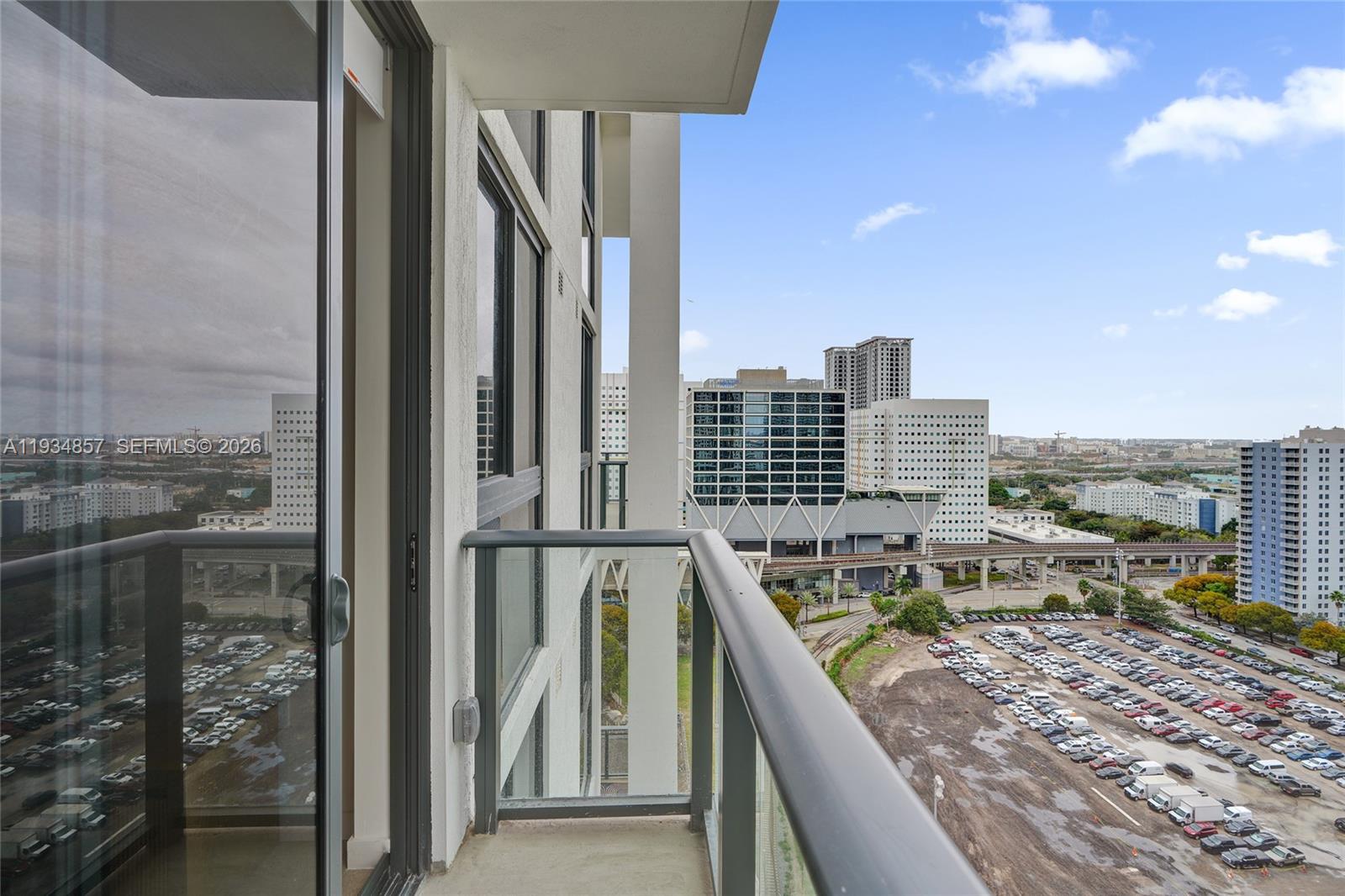 Crosby Miami World Center - Residential