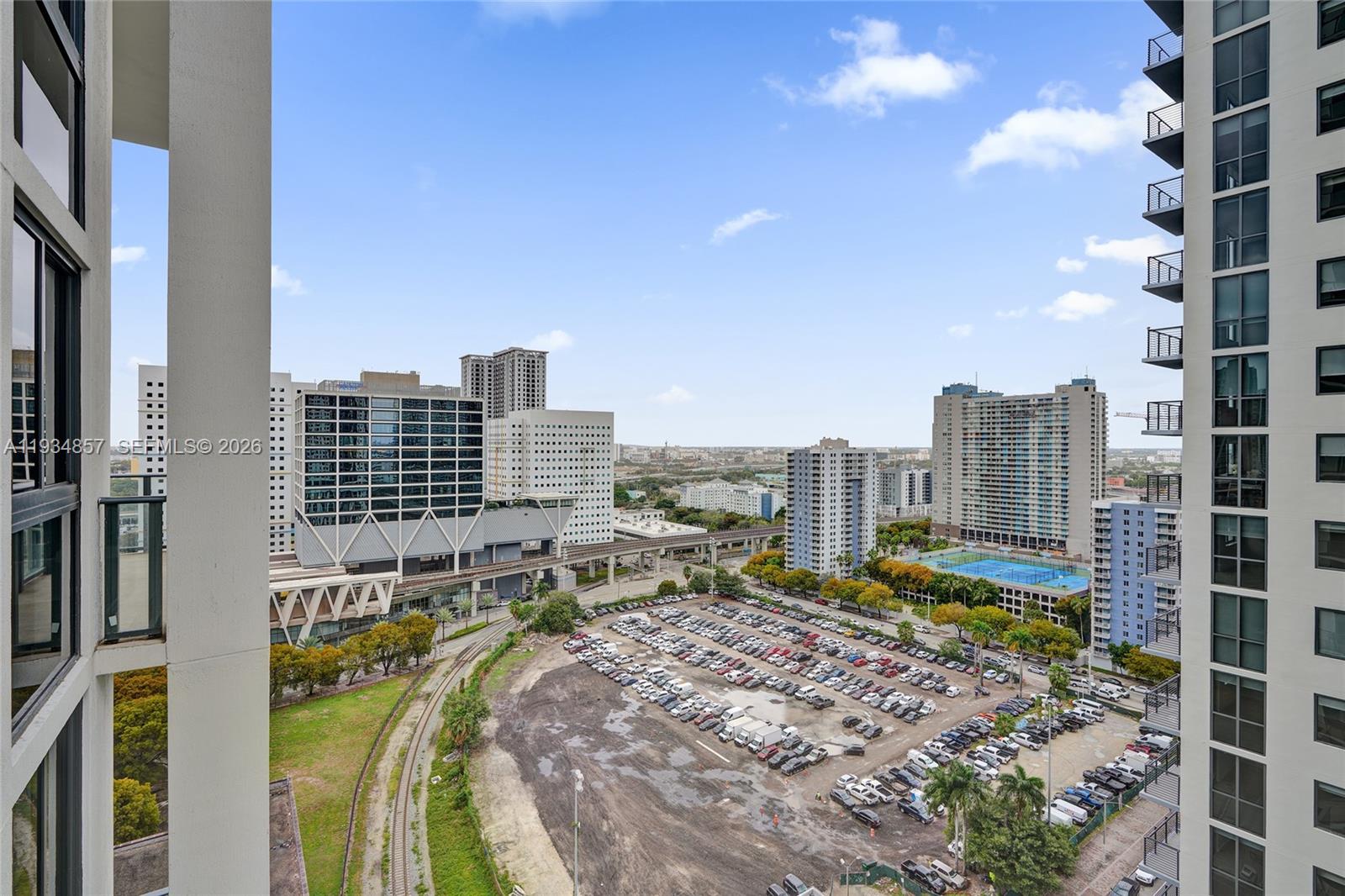 Crosby Miami World Center - Residential