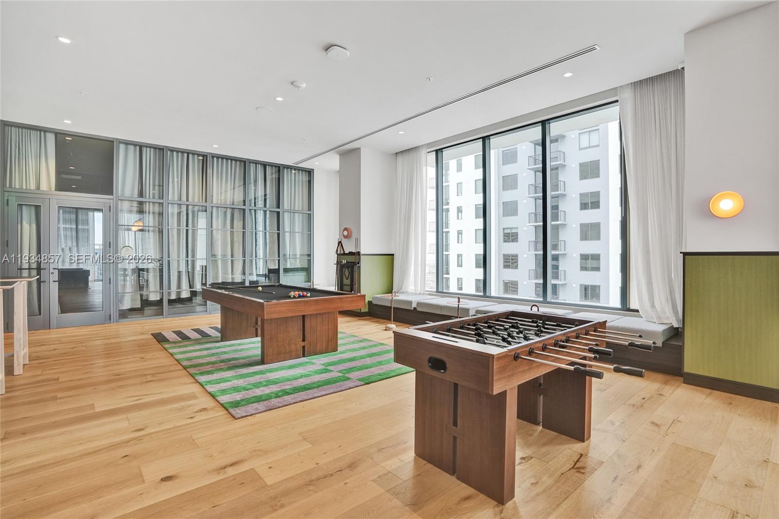 Crosby Miami World Center - Residential